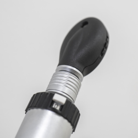 БМ Офтальмоскоп EUROLIGHT E30, 2.5 V с одной апертурой