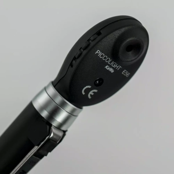 БМ офтальмоскоп PICCOLIGHT E56 LED, 2.5 V с шестью апертурами, черный (зеленый фильтр)